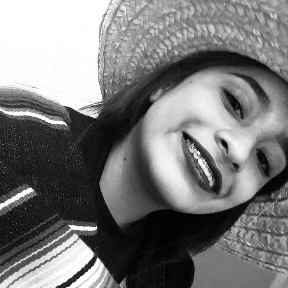 Meet your Posher, Paola